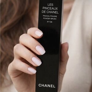 CHANEL Powder Brush-N*106